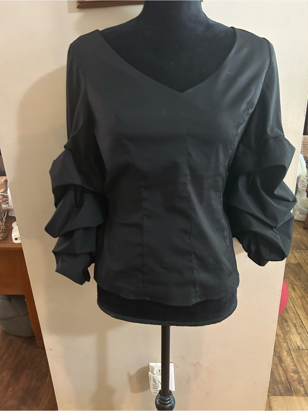 White House Black Market Women’s Black Ruffle Sleeve V-Neck Top